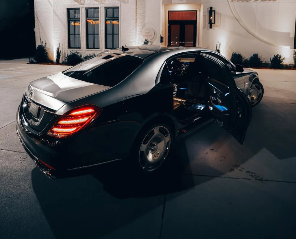 Professional town car service for New Orleans airport travelers